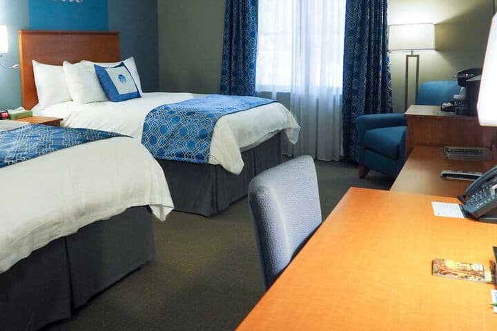Room 18 of 82